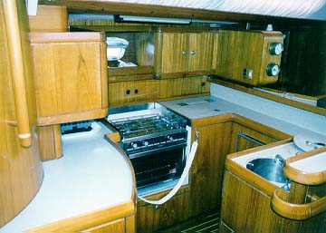 Galley aboard the Jeanneau 525 (John Beck).